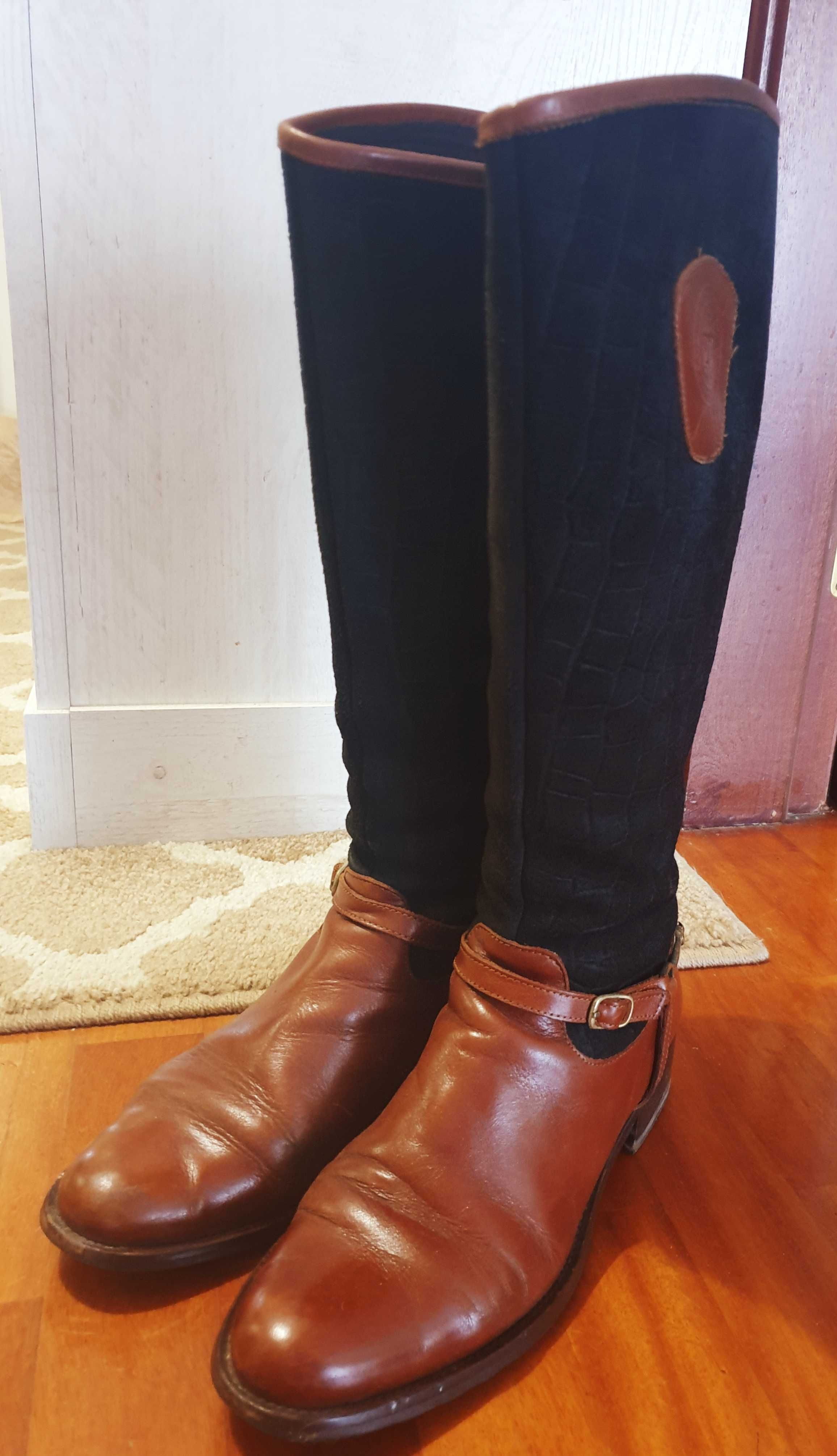 Botas de pele castanha e azul marinho da marca Country Rider