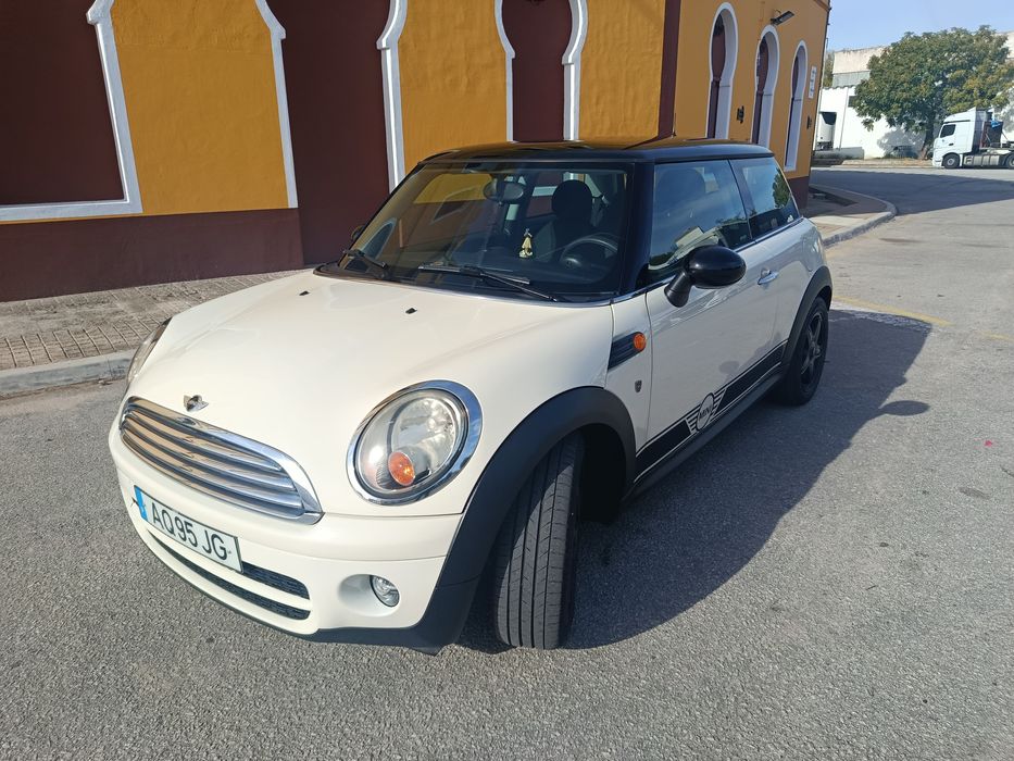 Mini Cooper d , impecável