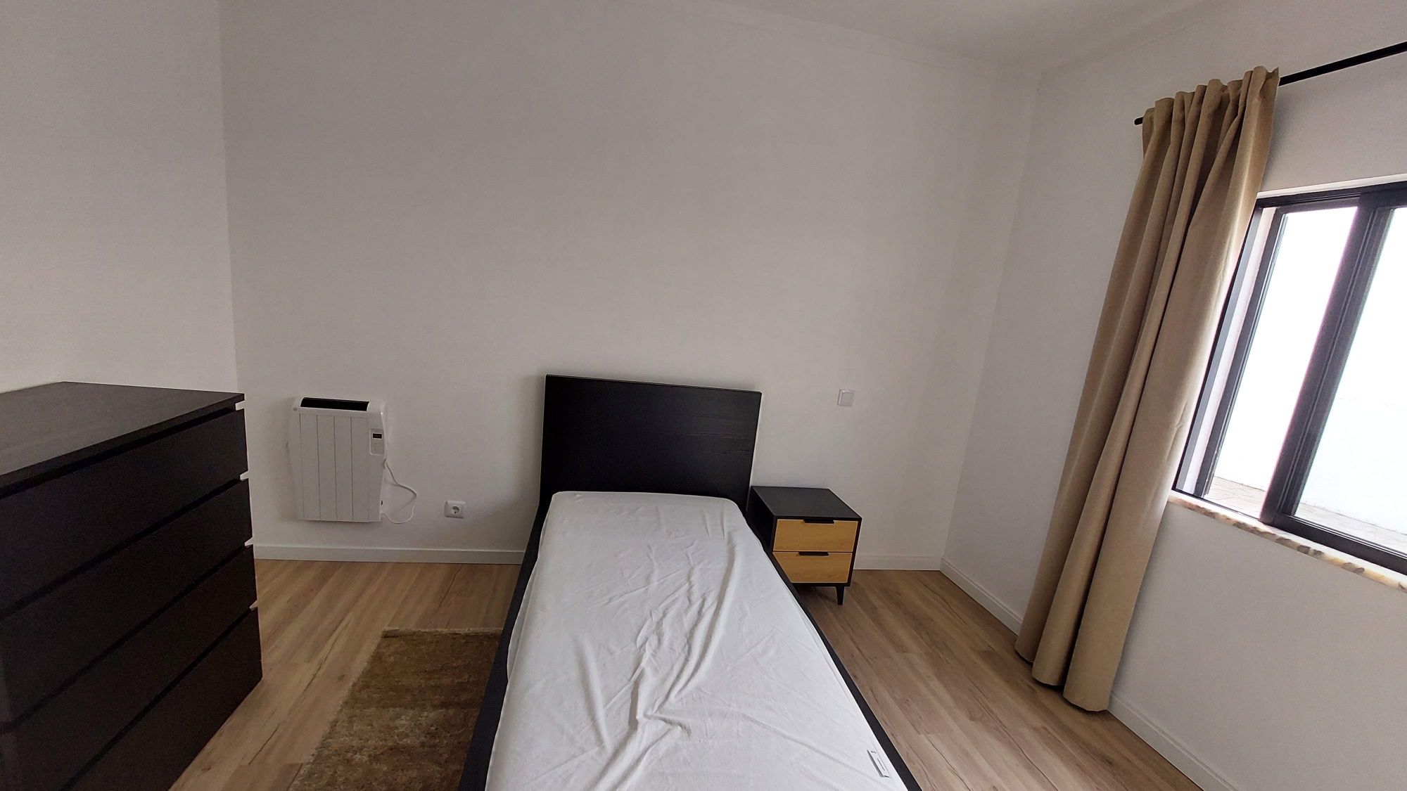 Aluguer quarto anual em Portimão | Apenas para raparigas/senhoras