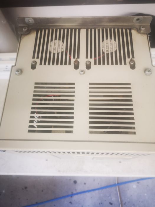 Variador inverter omron F7