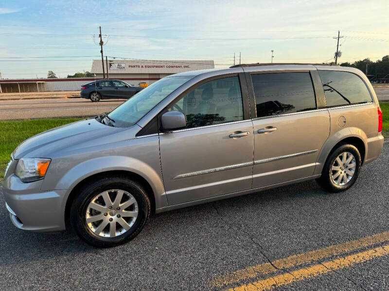 2016 Chrysler Town and Country