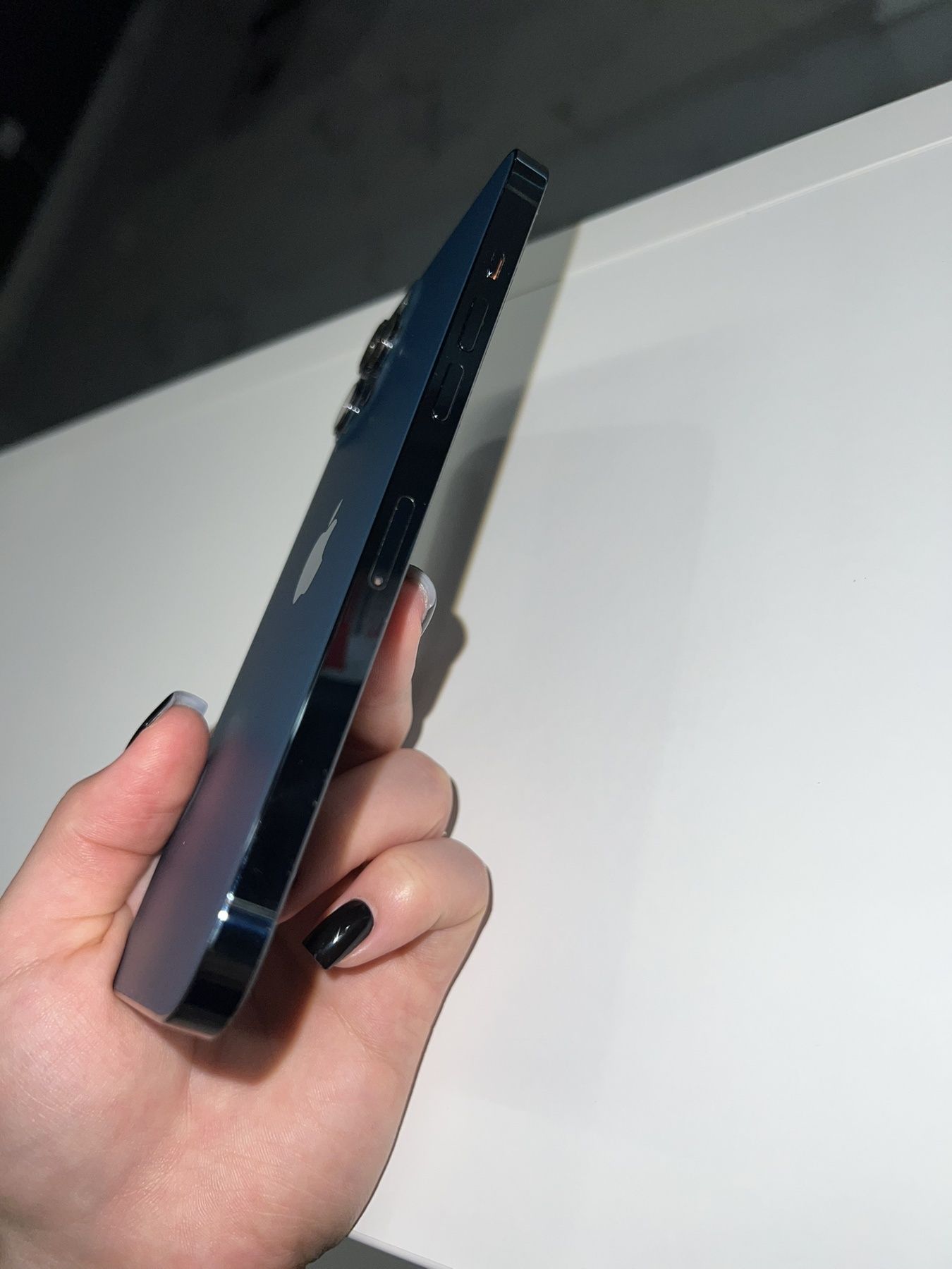 Iphone 12 pro max на 256 гб,аккум 77%