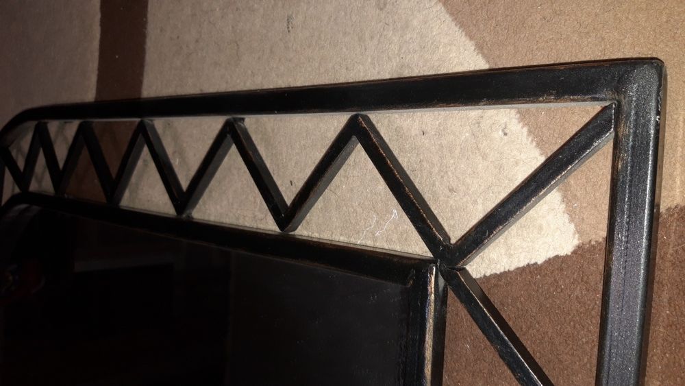 Кованое зеркало ручной работы