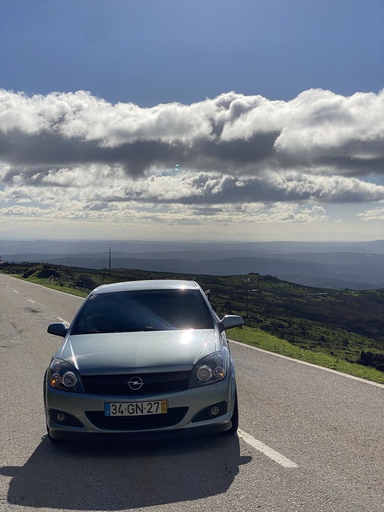 Opel Astra H GTC 1.7CDTI
