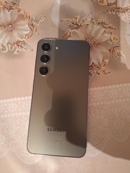 Продам Samsung s23
