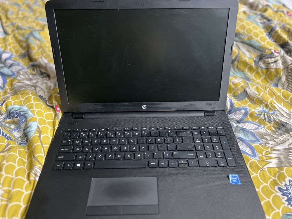 Laptop hp 15-ra070nw