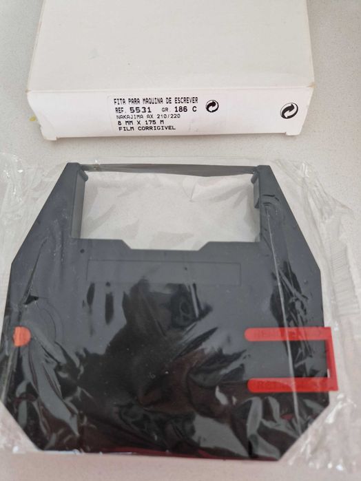 Vendo máquina de escrever elétrica