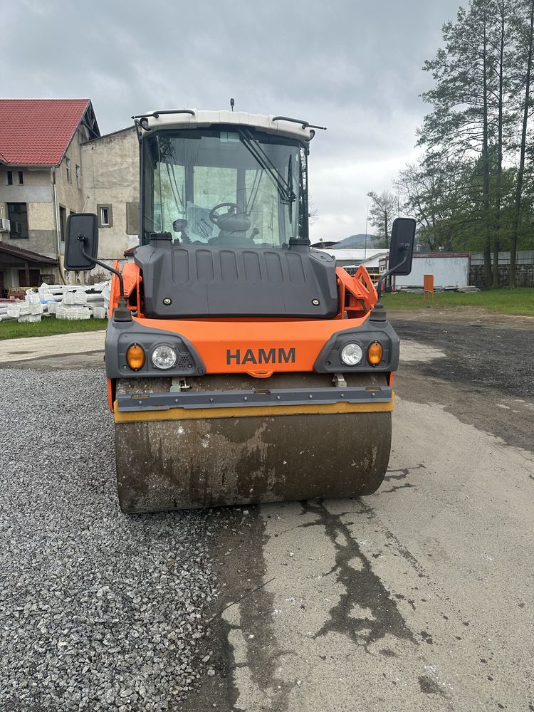 Walec tandemowy drogowy HAMM HD+ 90i