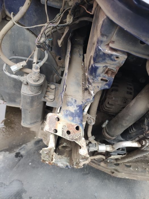 Продам сандеру 2009 года 1,2 бензин.Повреждена