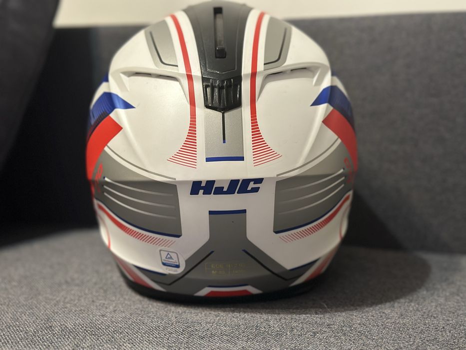 Sprzddam kask HJC C70 rozmiar M