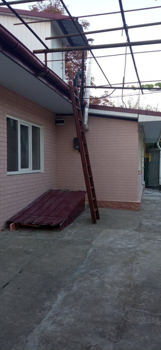 Продам будинок  в центрі міста,можливий продаж по сертифікату