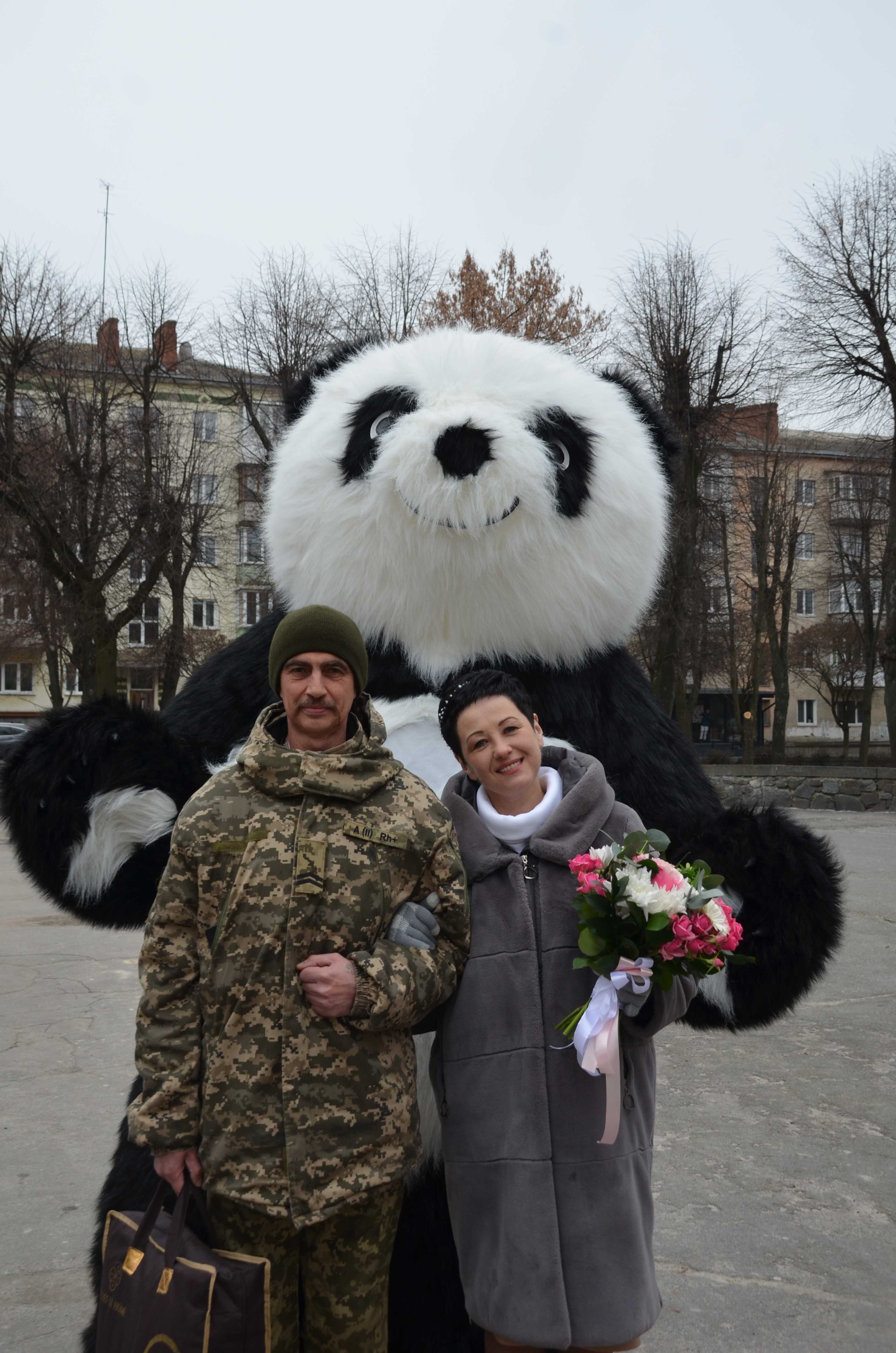 Аніматор/ Білий Ведмідь та Панда Житомир/ Привітання від Ведмедика