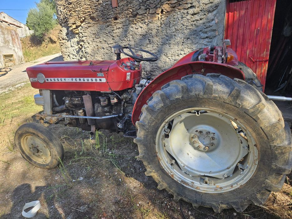 Maquina agricola ferguson