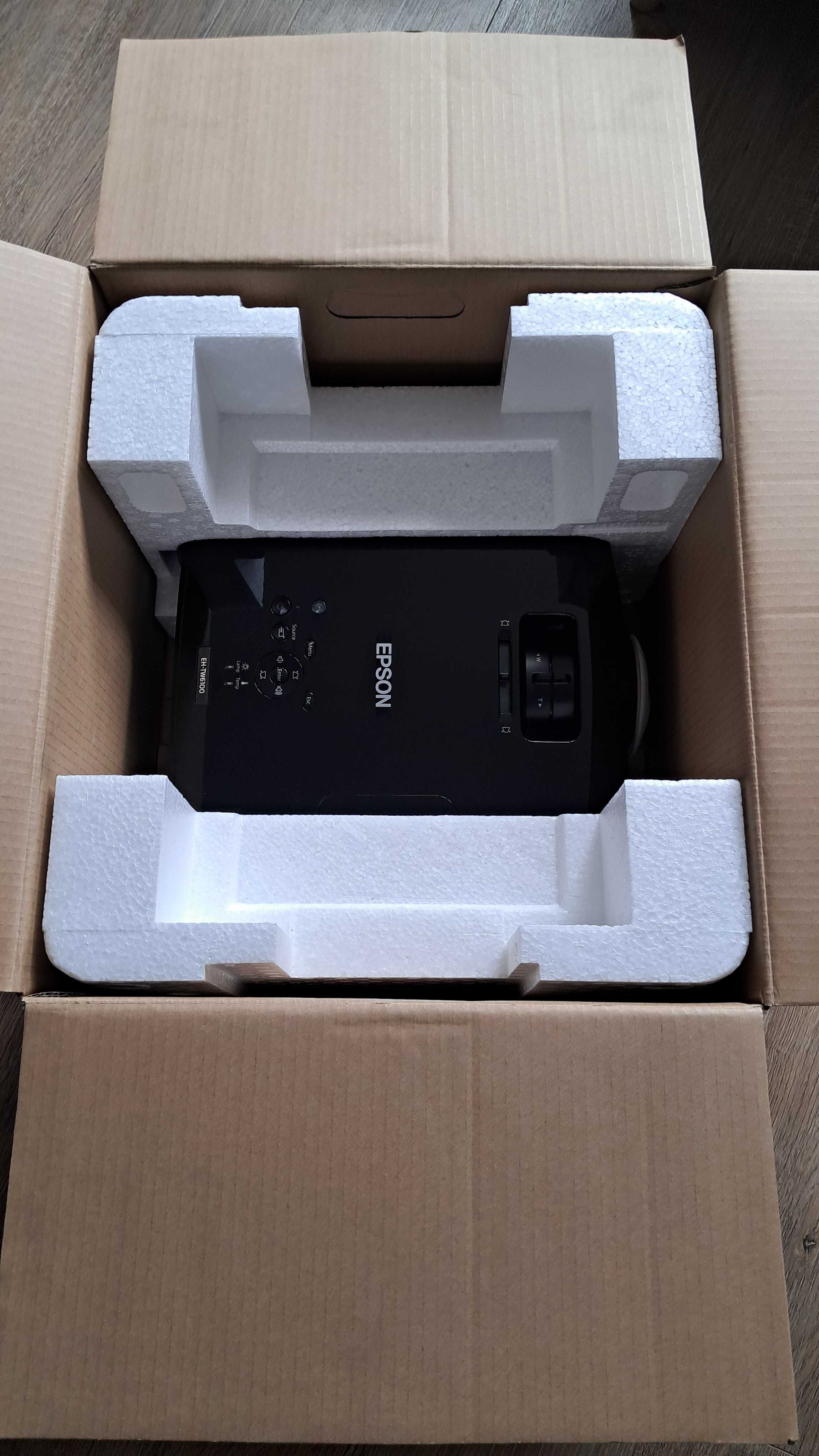 Projektor EPSON EH-TW6100
