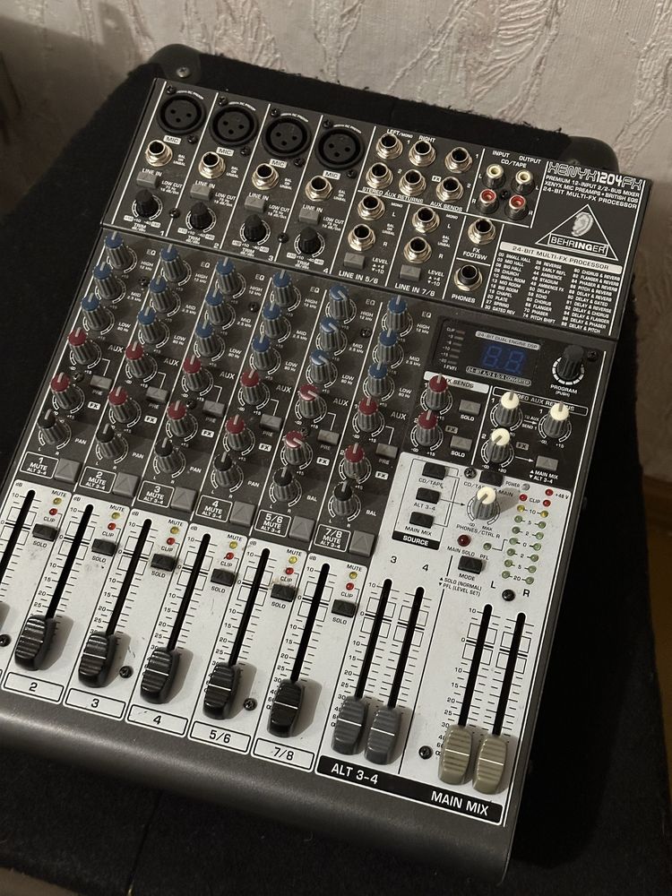 Колонки SKV club 450, behringer xenyx 1204 fx