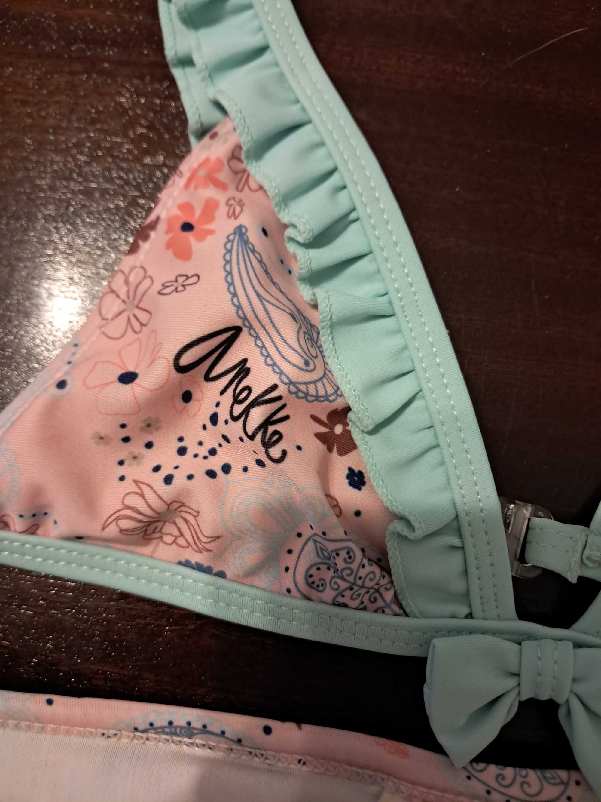 Bikini menina da marca Anekke
