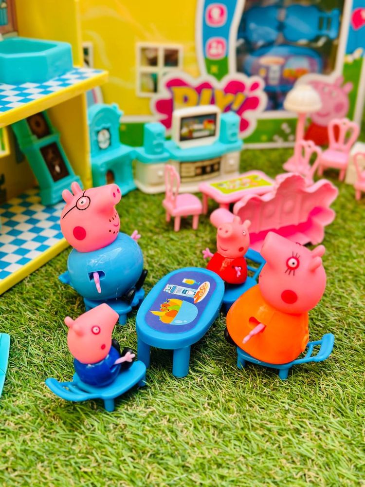 Будиночок свинки Пеппи (Peppa Pig) з меблями+4 героя