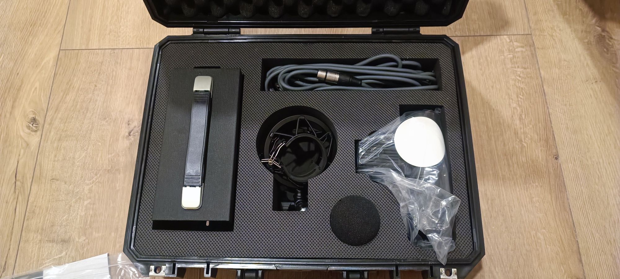 WA-8000 da Warm Audio (Como Novo)