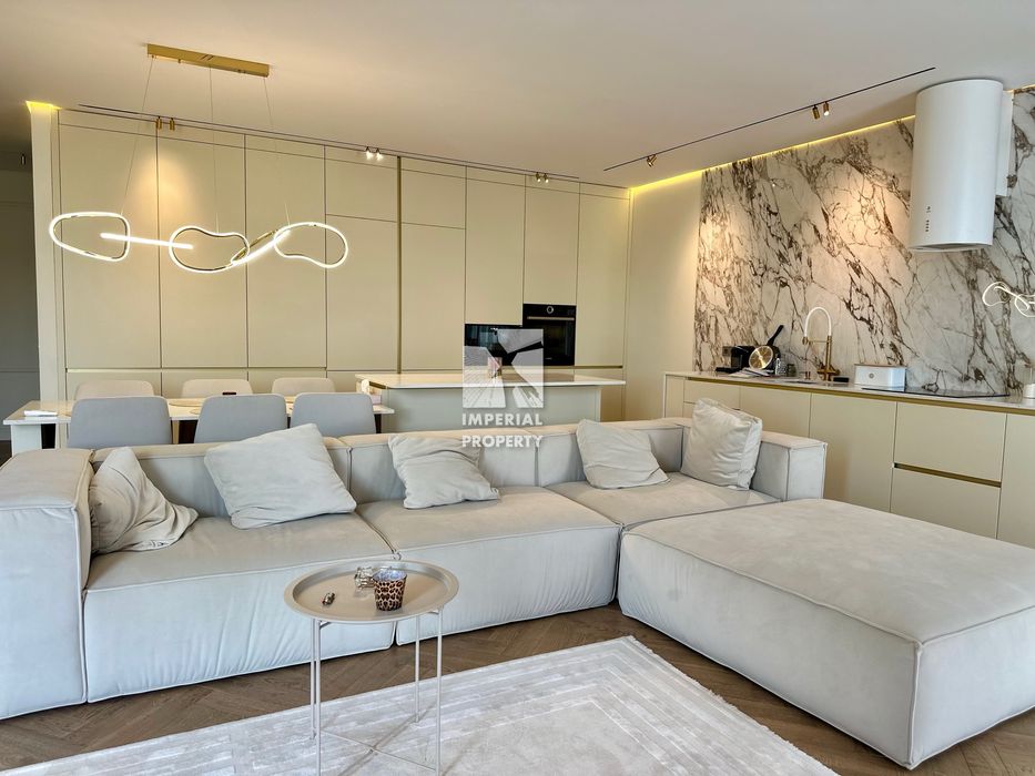 Продаж 2-х кім дизайнерської квартири в ЖК Crystal, Ужгород