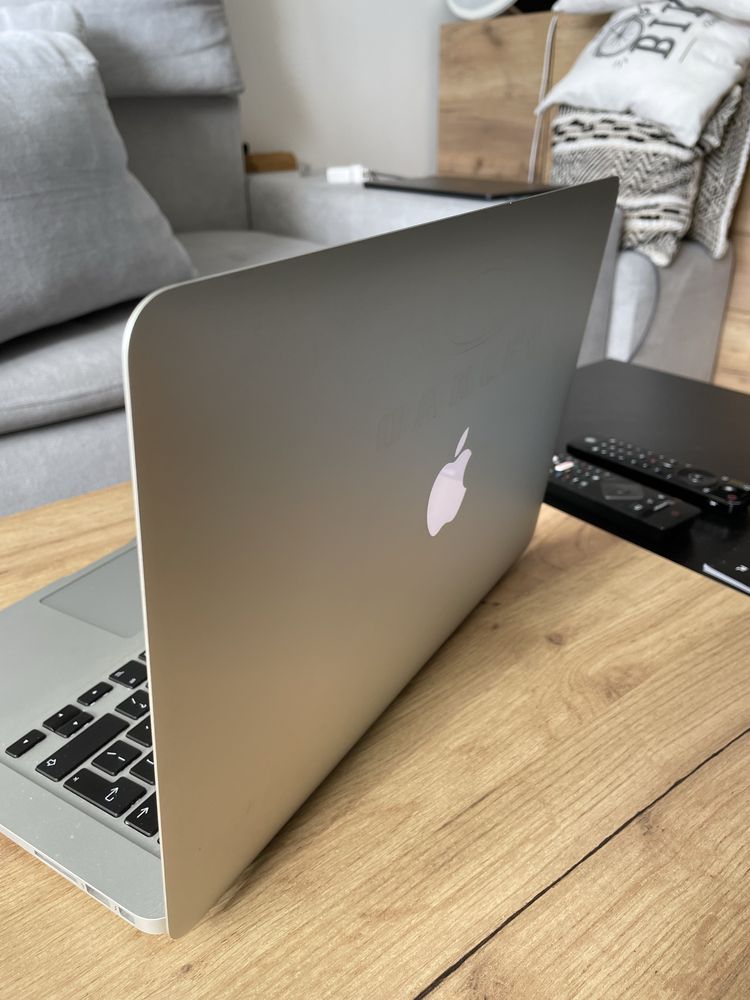 Mac Book Air 13-inch 2017