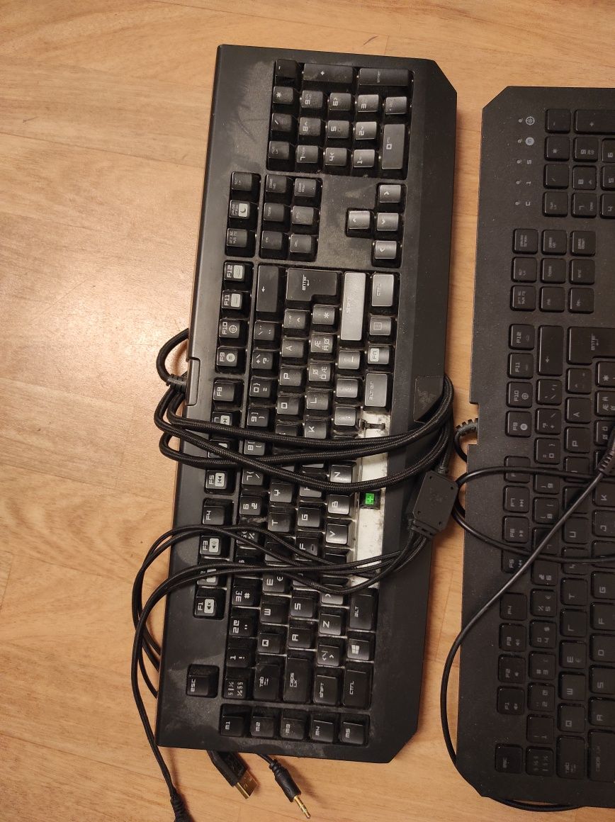 Ігрові кравіатури razer, Logitech.