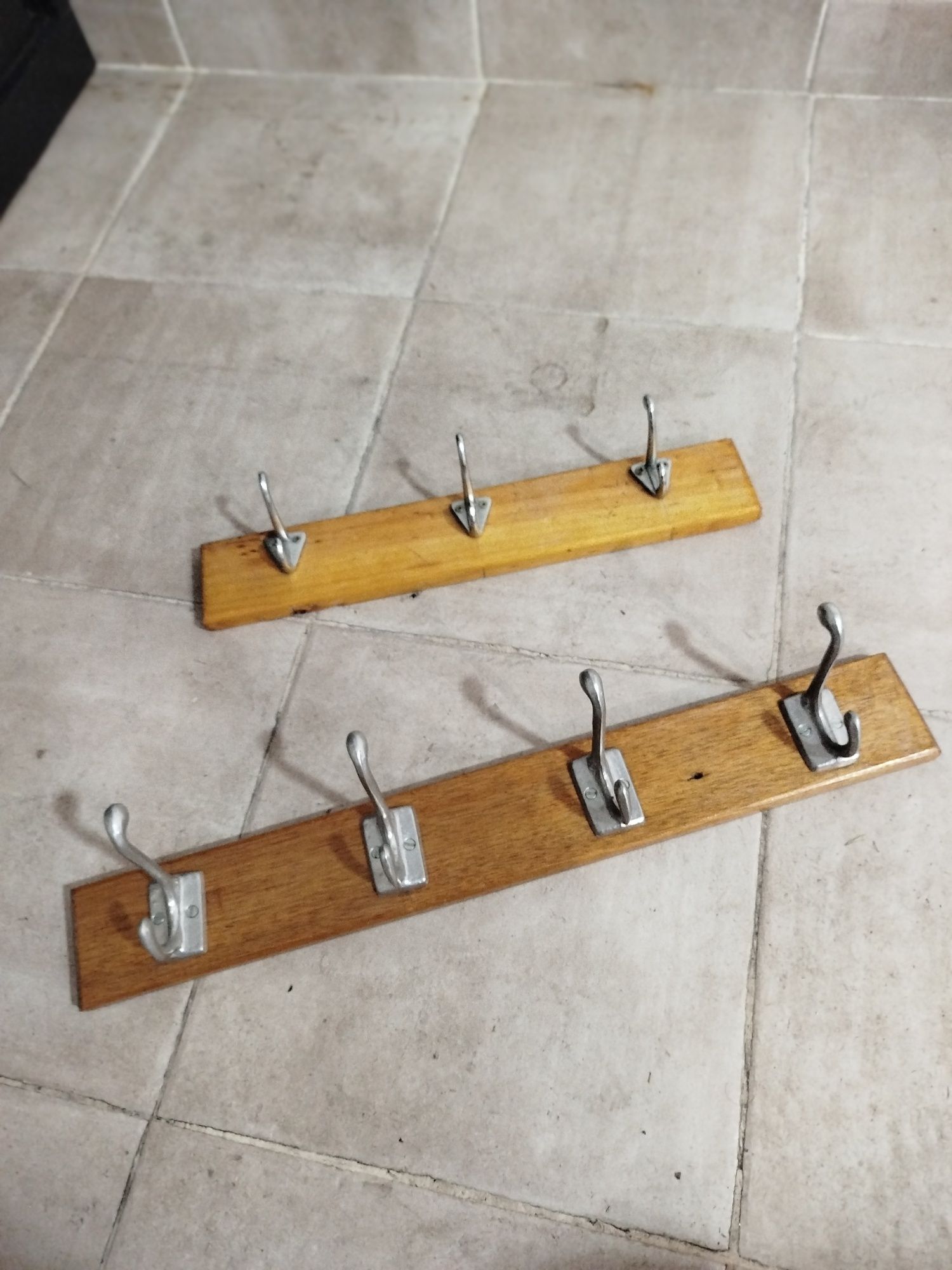 Conjunto de Cabides feitos pelo próprio