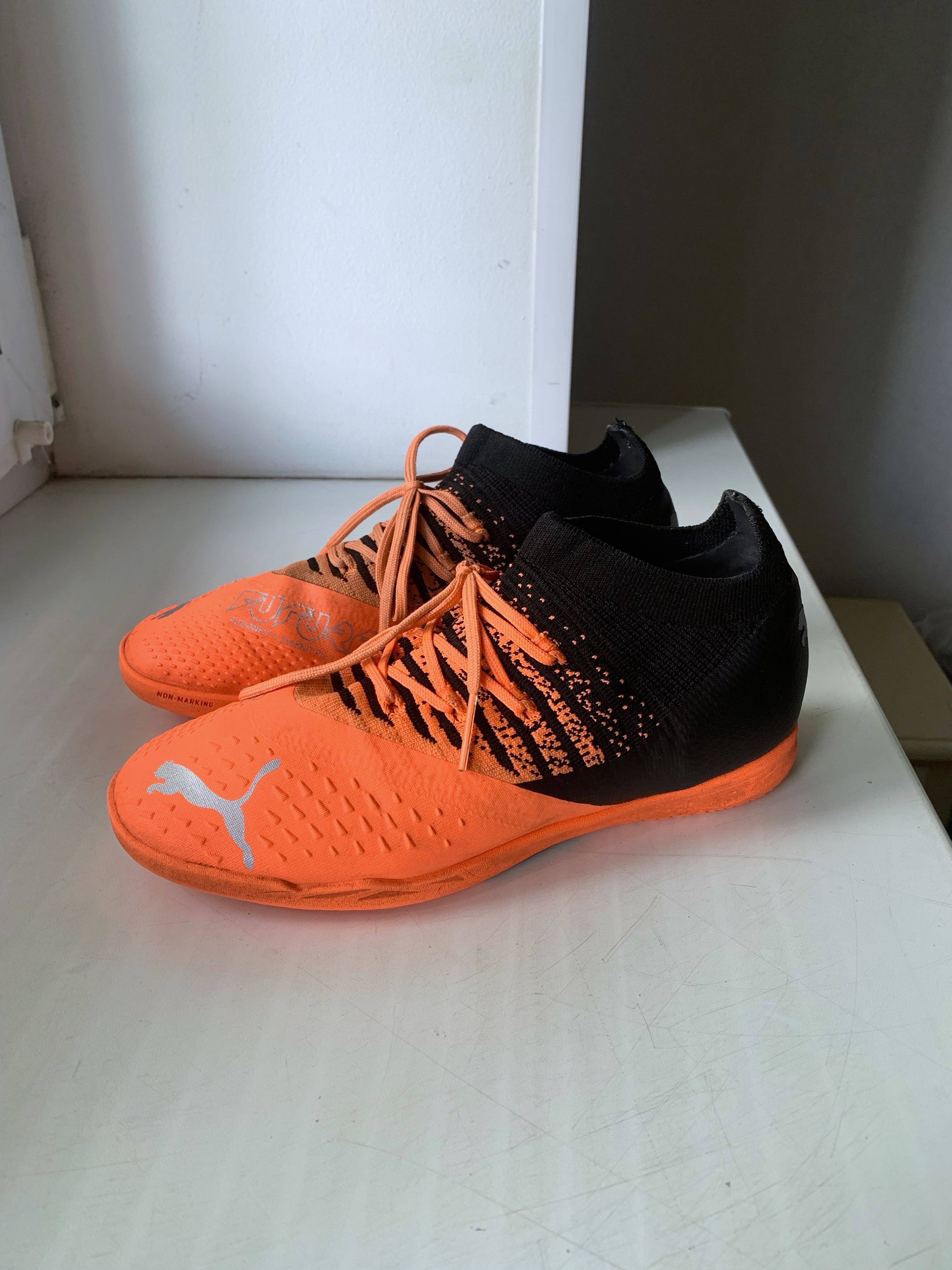 Подростковые кроссовки для футбола Puma Future 37 размер оранжевые