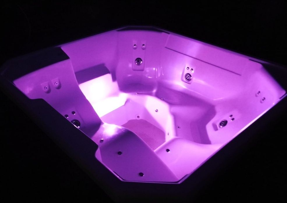 Niecka Balia Bania Ruska Jacuzzi Basen Zbiornik na wodę Wanna