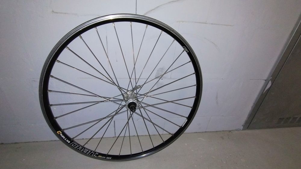 Koło przednie do roweru 26" Kellys