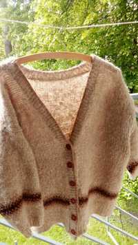 Kakaowo-jasnobrązowy sweter z wielbłądziej wełny