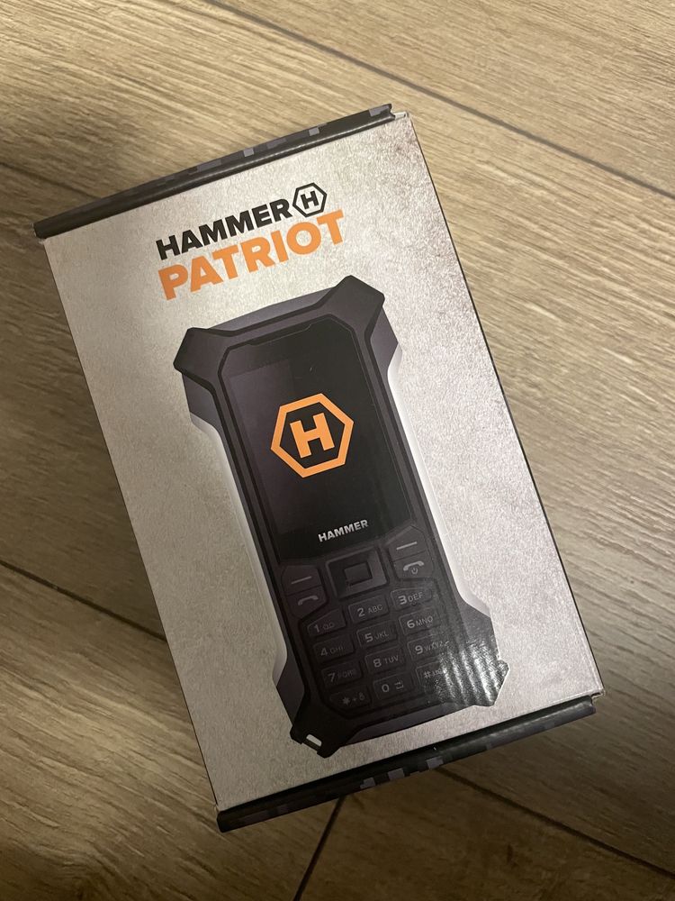 Hammer Patriot telefon