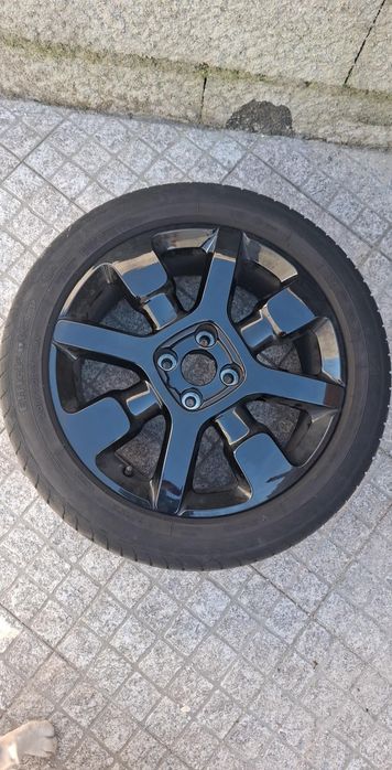 Jantes 17 4x108 Citroen C3 com pneus