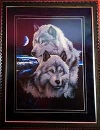 Вышитая картина бисером "Волки"