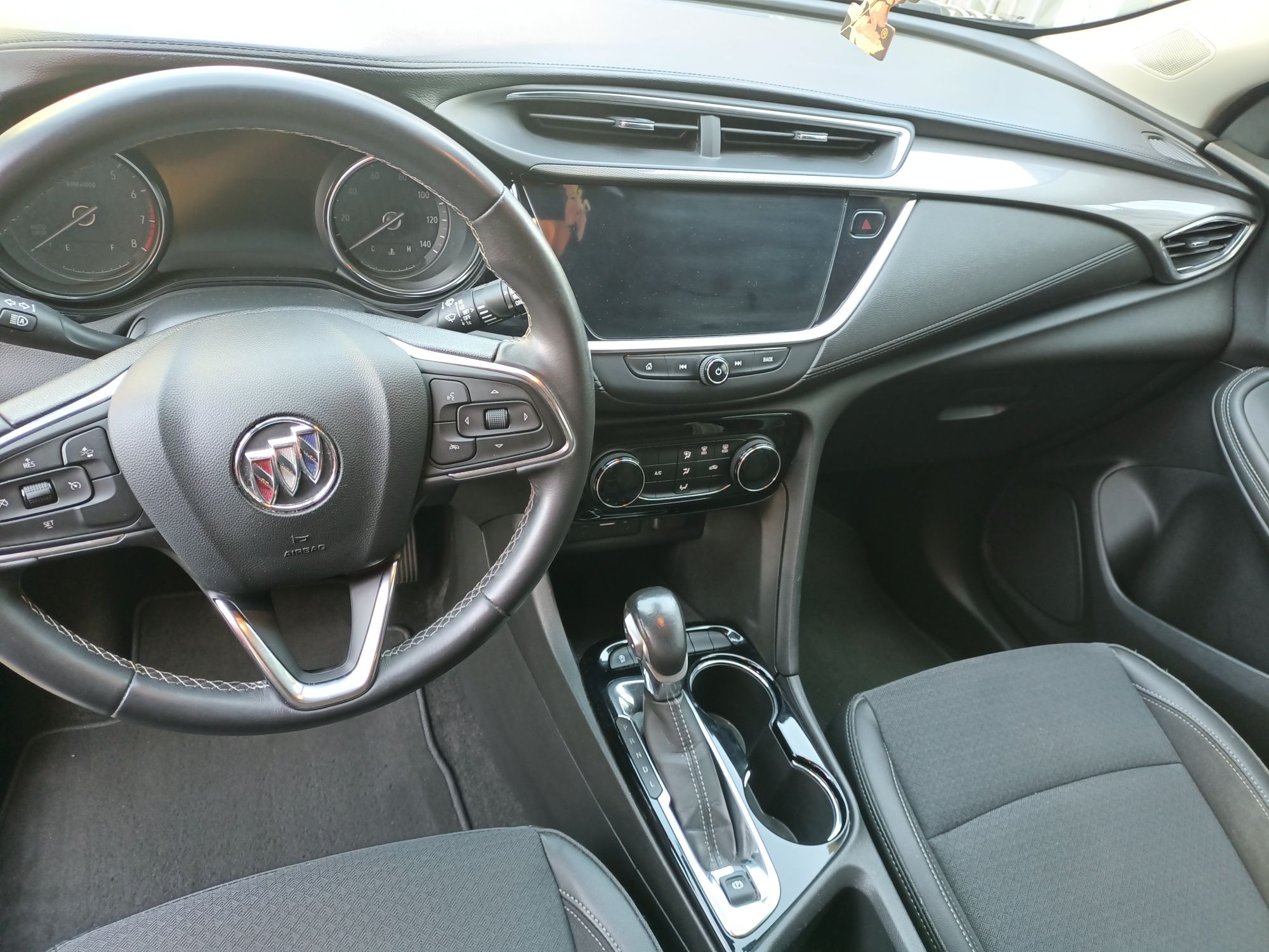 Автомобіль Buick Encore GX