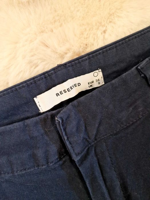 Spodnie chino bawełniane granatowe Reserved 36
