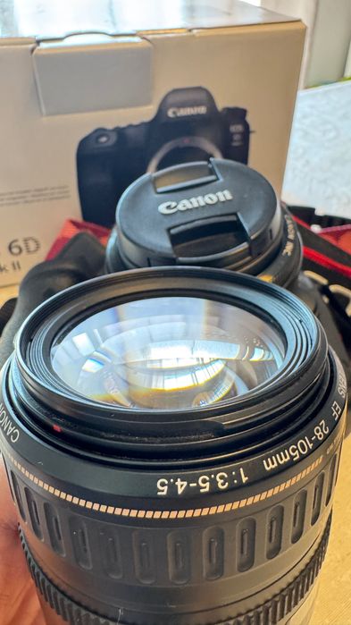 Máquina Fotográfica Reflex (DSLR)Canon EOS 6D Mark II + 2 objetivas