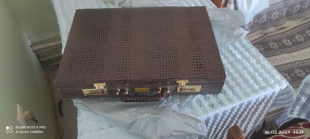 Набор столовых приборов для пользования или подарка