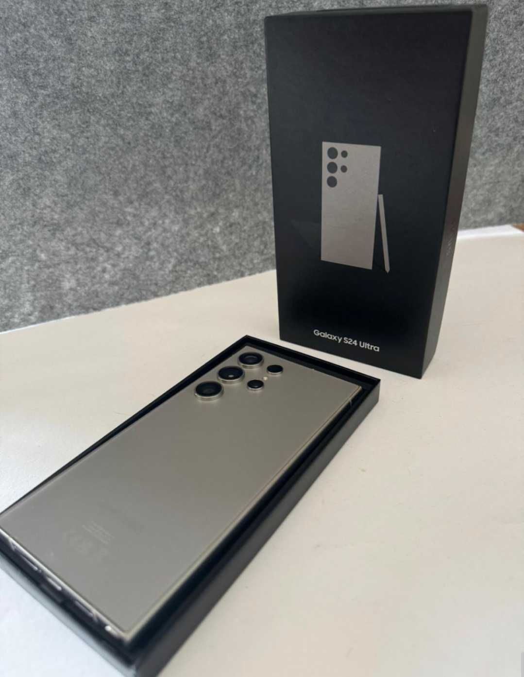 Samsung Z fold 4 256gb e S24 ultra com garantia