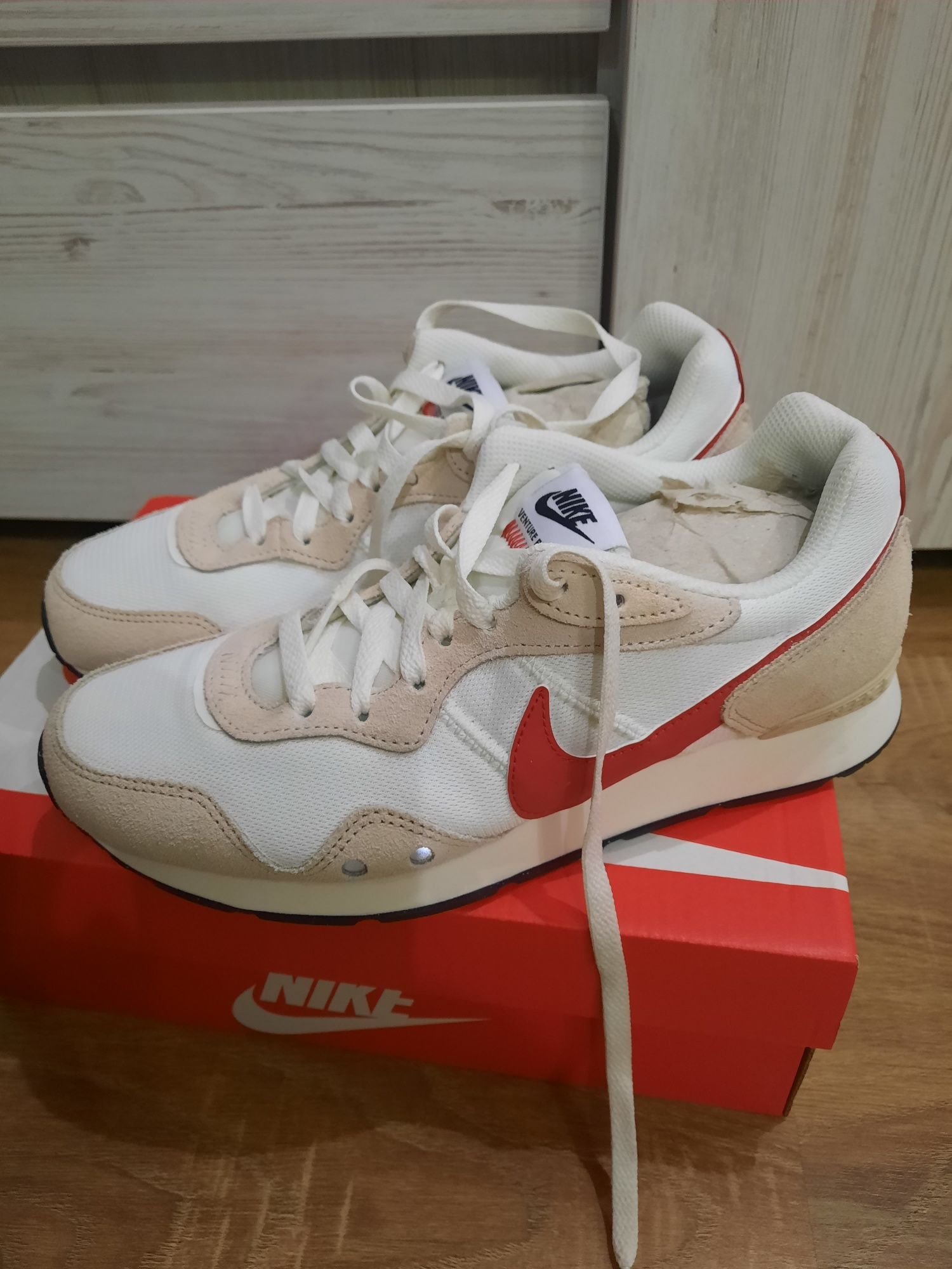 Продам кросовки  Nike