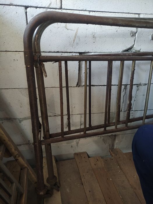 Кровать Шикарная панцирь полуторная