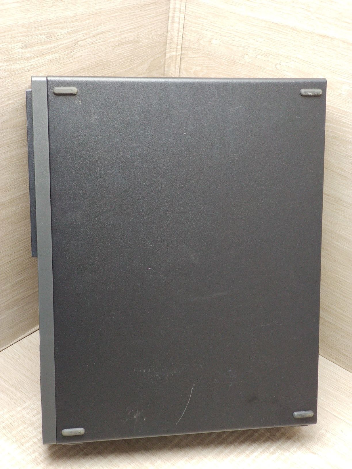 Lenovo ThinkCentre M710s SFF (intel i3-6100/8GB DDR4)
