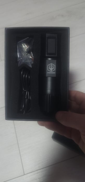 Продаю новую беспроводную тату машинку Poseidon