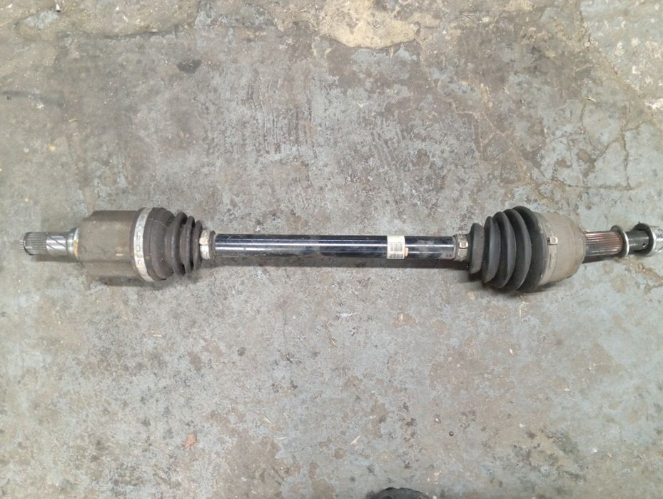 Полуось Ниссан лиф