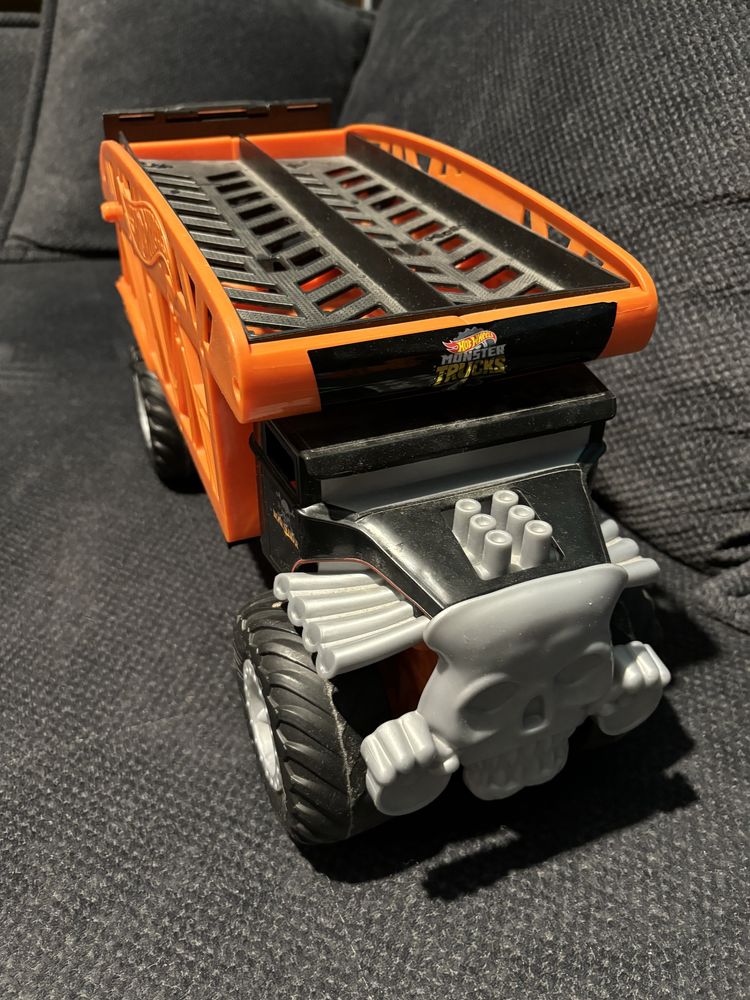 Hot Wheels Monster Truck Transporter Laweta GKD37