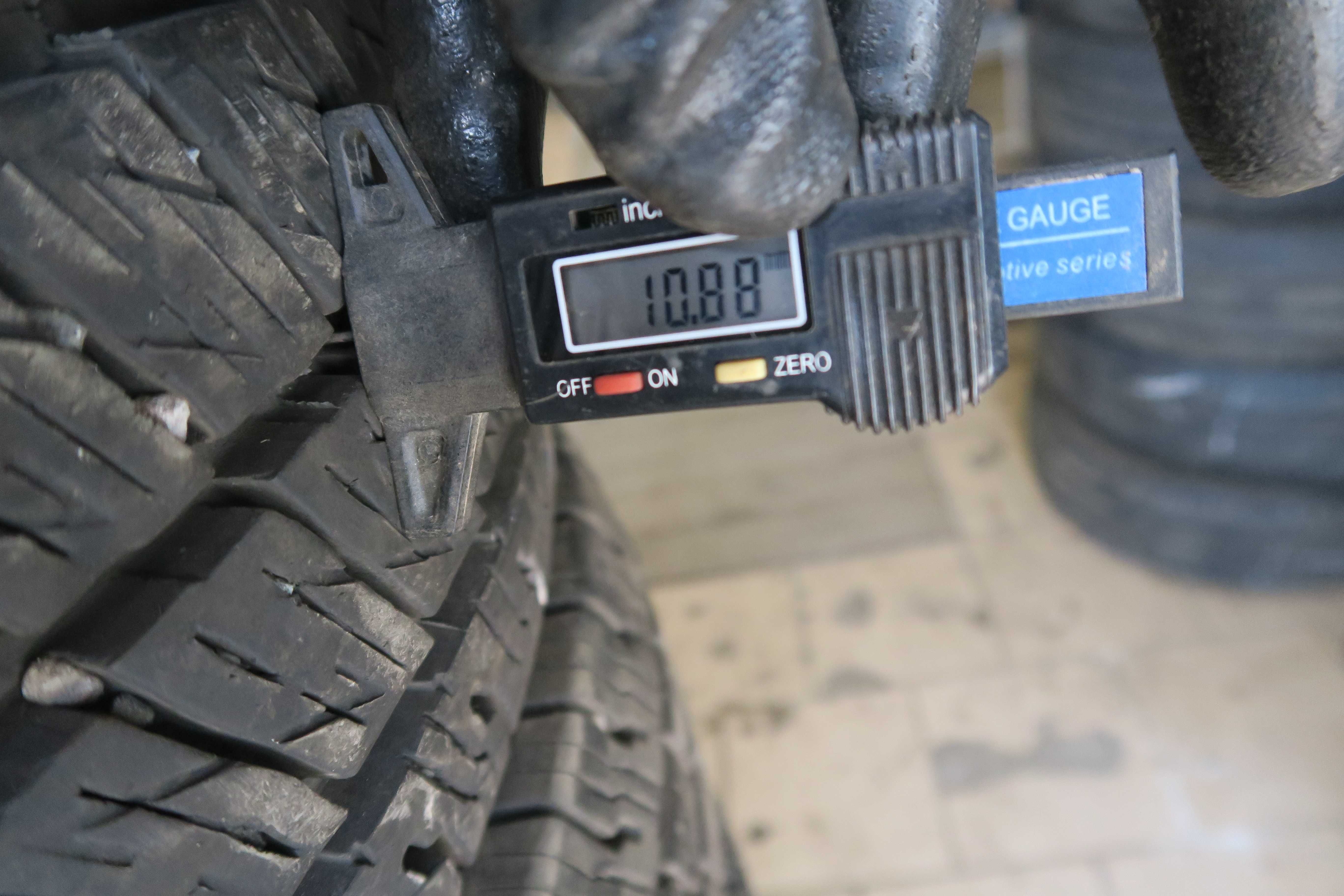 225/65R16C 112/110R | Uniroyal AllSeasonMax /DOT 0525/10-12 mm/ 6 szt.