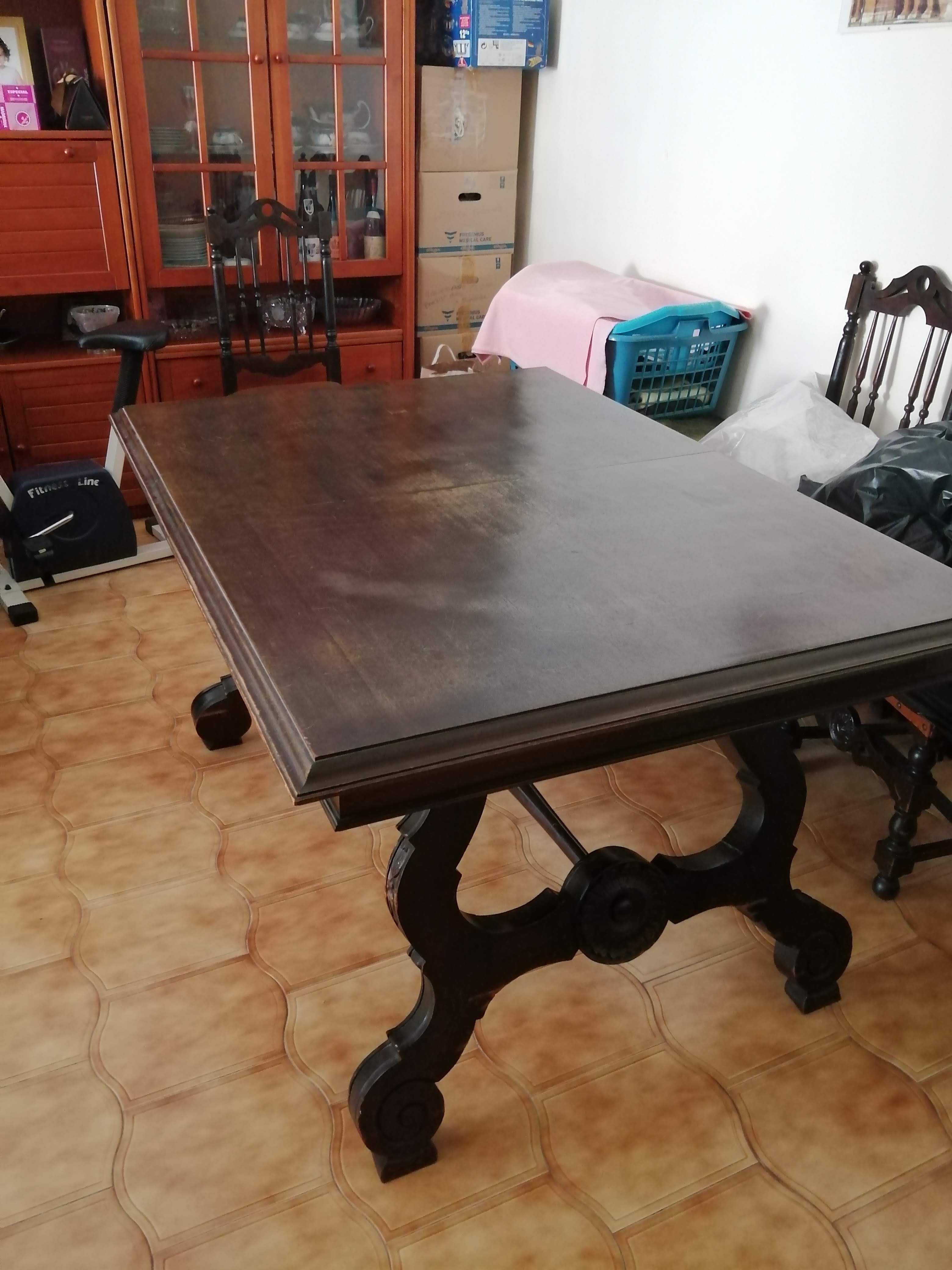 Mesa de jantar extensível 6 a 8 lugares