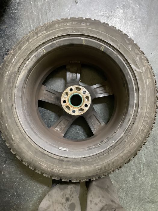 Продам комплек дисков  5/112//R17, с резиной 225/55 зима шипованая