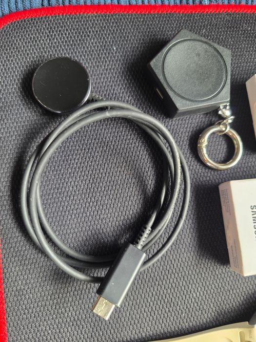 Samsung Galaxy Watch 6 40mm kolor: cream + dodatkowy pasek i ładowarka