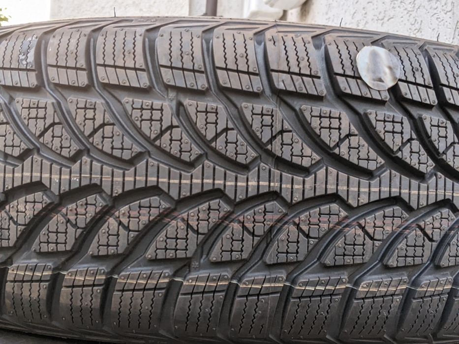 Зимній BRIDGESTONE 205 60 16 протектор 90%99%