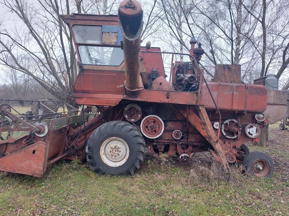 Продам комбайн нива ск5